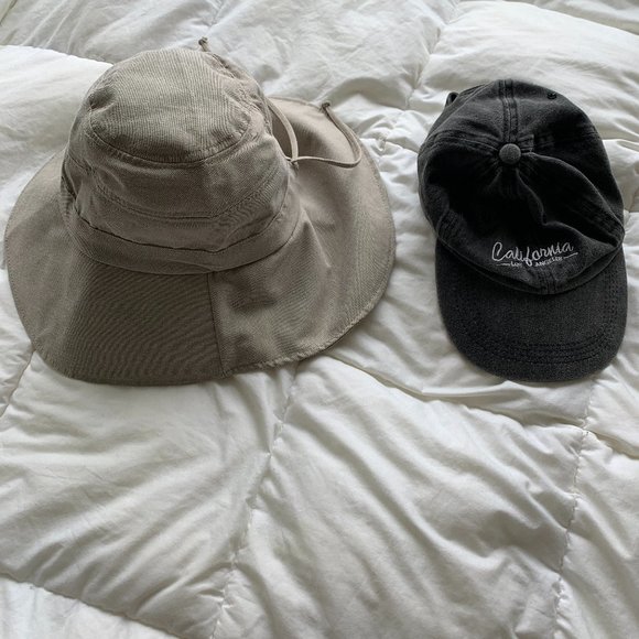 Caps - Picture 2 of 3